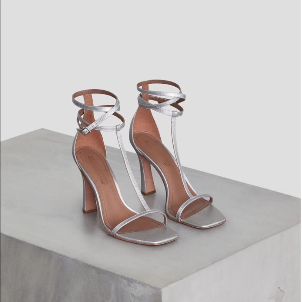 Bcbg shoes dull silver ina talisman